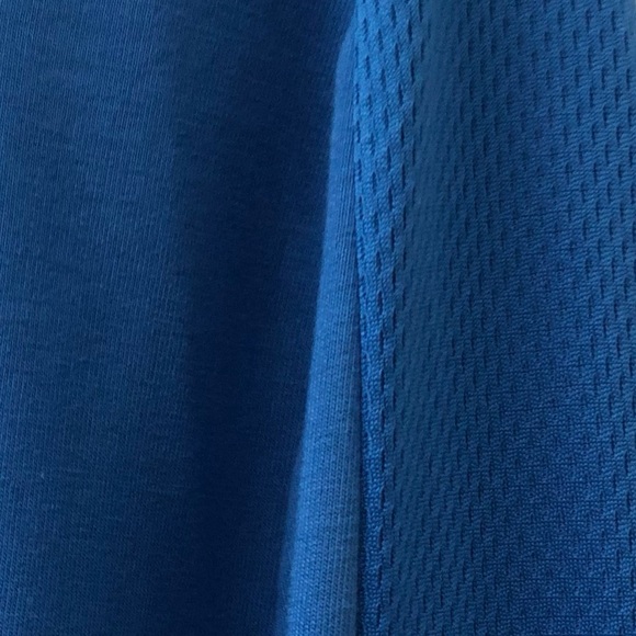 PUMA 1/4 ZIP PULLOVER, XL, UNISEX, W/HIDDEN THUMB HOLES - Picture 11 of 15